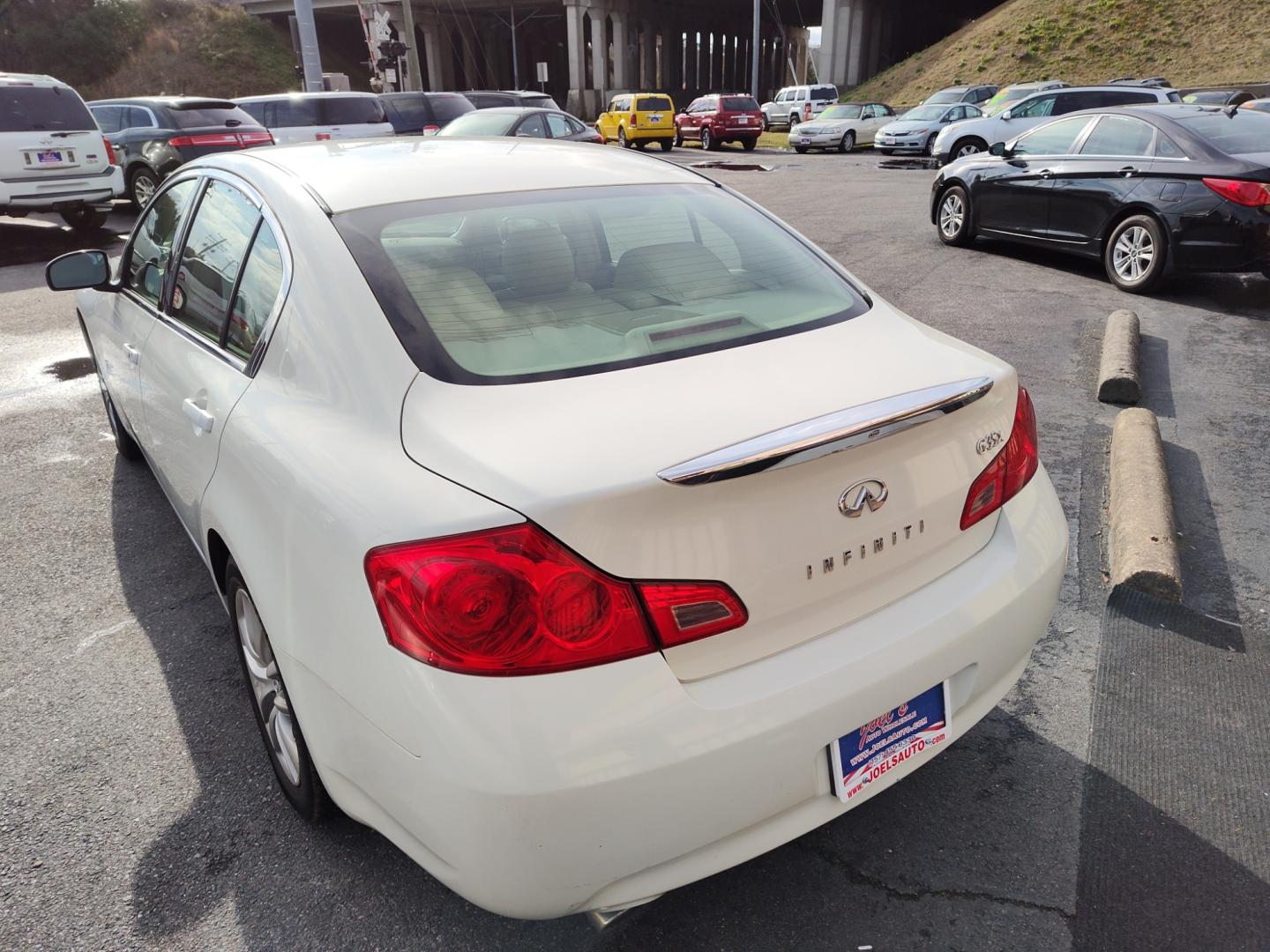 2007 WHITE Infiniti G35X (JNKBV61F57M) , Automatic transmission, located at 5700 Curlew Drive, Norfolk, VA, 23502, (757) 455-6330, 36.841885, -76.209412 - Photo#12